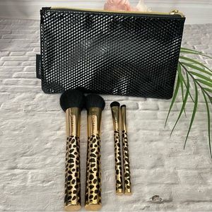 SEPHORA - SET OF 4 BRUSHES - RARE! NEW!